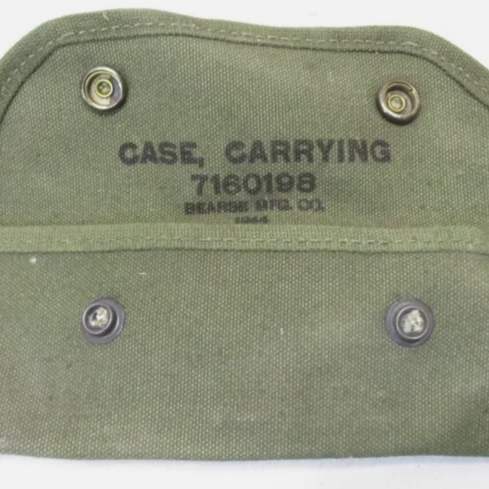 2 QTY NOS 1944 WW2 PISTOL BELT POUCH CANVAS CARRY CASE 7160198 M15 SIGHT LD 4989
